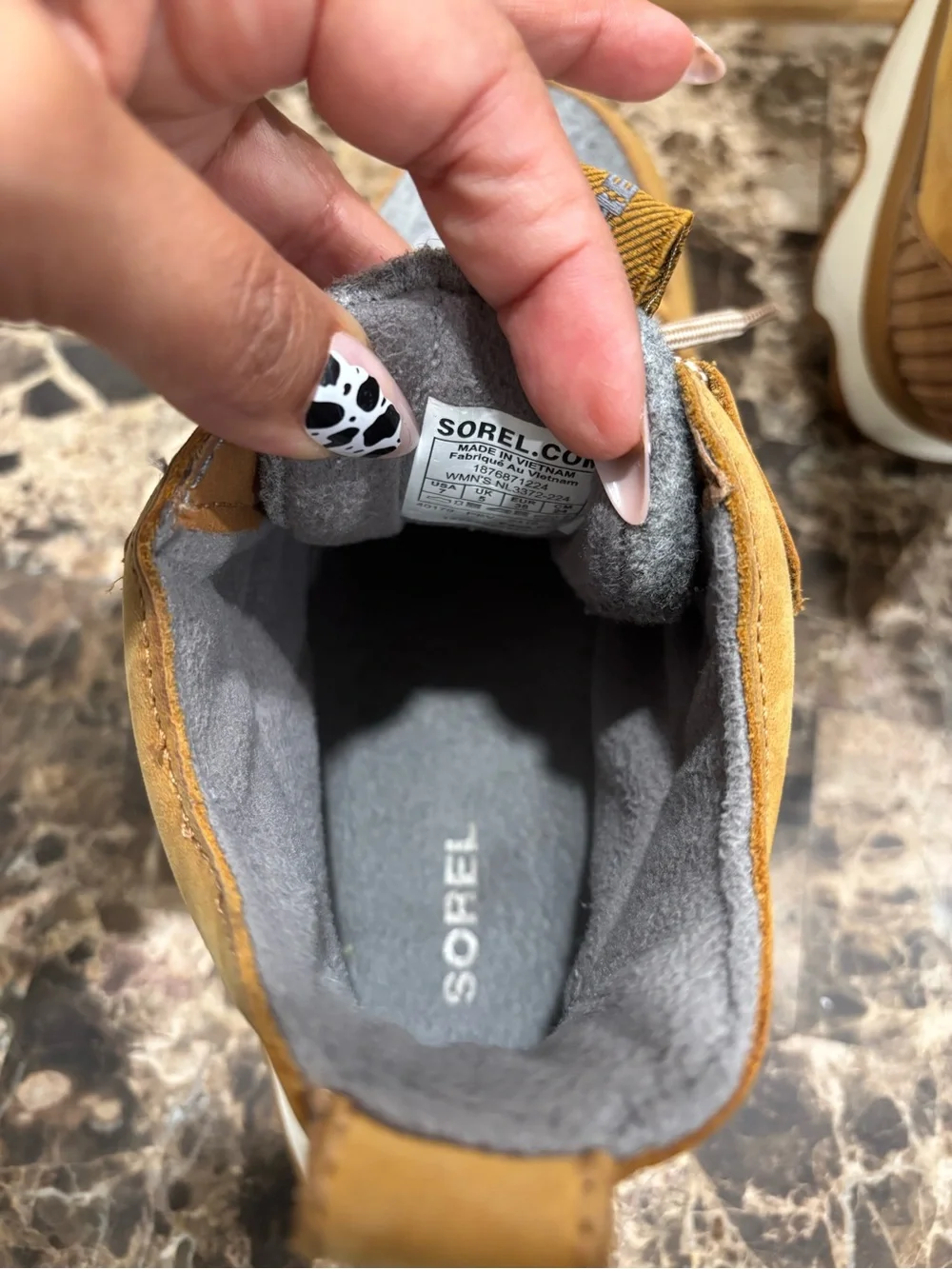 Sorel step out